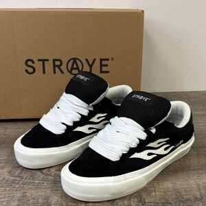 🔥 Straye “Logan Puff” Flame Sneakers Black & White 7M / 8.5W Like New in Box